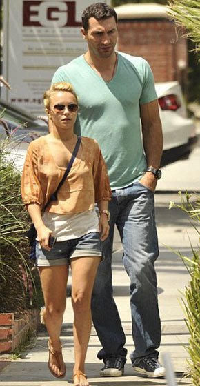 Боксер Владимир Кличко и актриса Хейден Панеттьер ждут ребенка