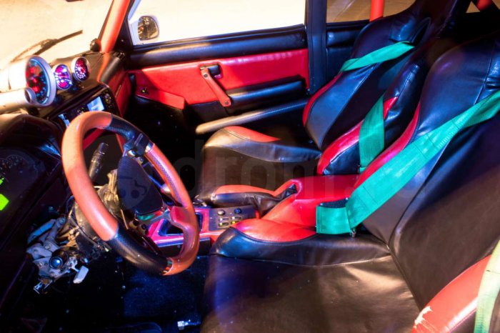 Кемеровчанин продает "семерку" за 1 000 000 рублей