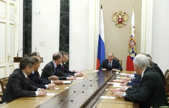 Путин обсудил ситуацию на Украине с постоянными членами Совбеза