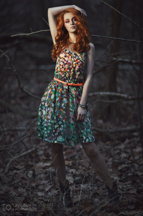 Девушки в платьях (61 фото)