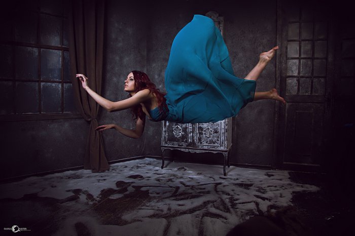 Девушки в платьях (61 фото)