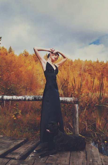 Девушки в платьях (61 фото)