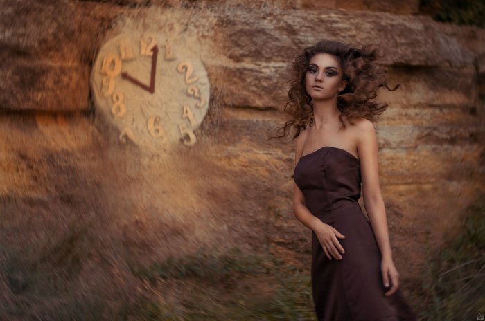 Девушки в платьях (61 фото)