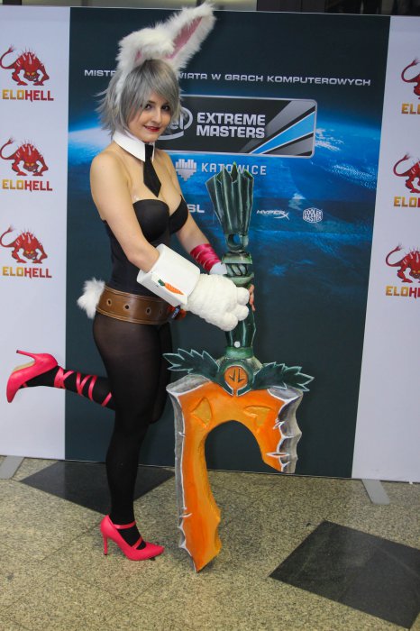 Подборка косплей-девушек  (80 фото)