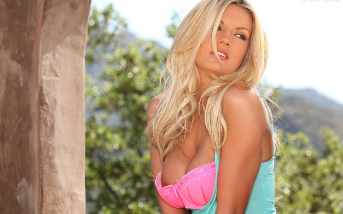 Обои на рабочий стол / Girls HD Wallpapers 13