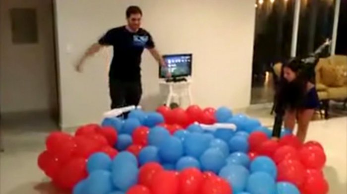 Батут из шариков