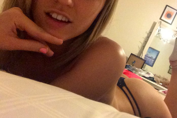 Девушки бывают разные