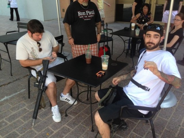 За открытое ношение За открытое ношение