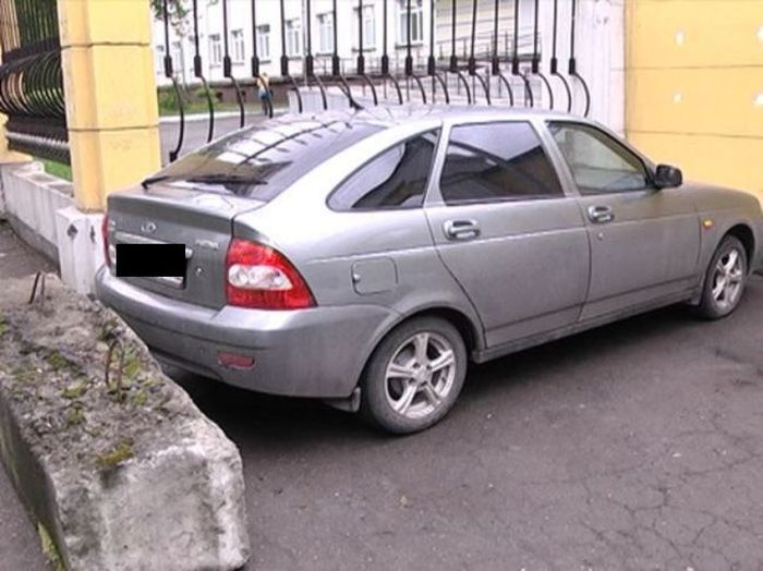 Паркуйтесь в Новокузнецке правильно (5 фото)