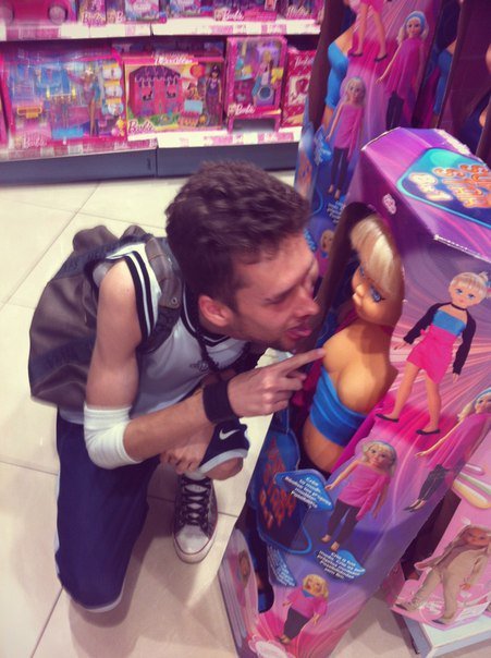 Вы увидите множество сексуальных