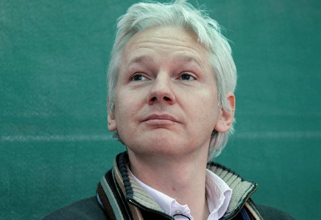 Джулиан Ассанж попробует себя в модельном бизнесе Джулиан Ассанж попробует себя в модельном бизнесе