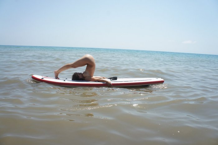 Девушки бывают разные