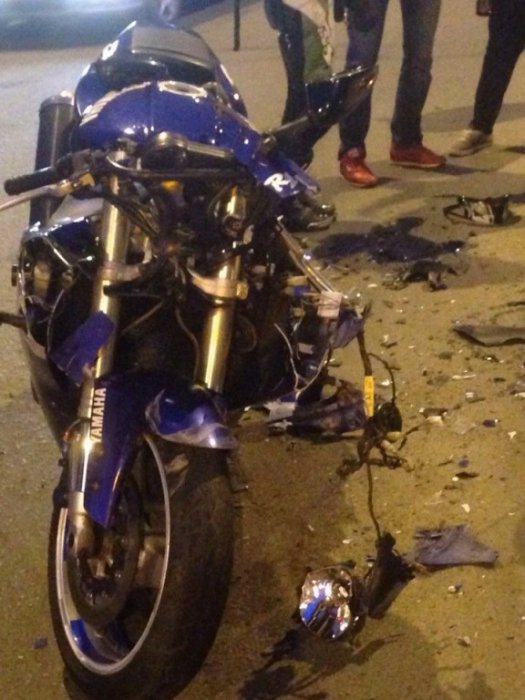 На проспекте Мира в Красноярске погиб мотоциклист