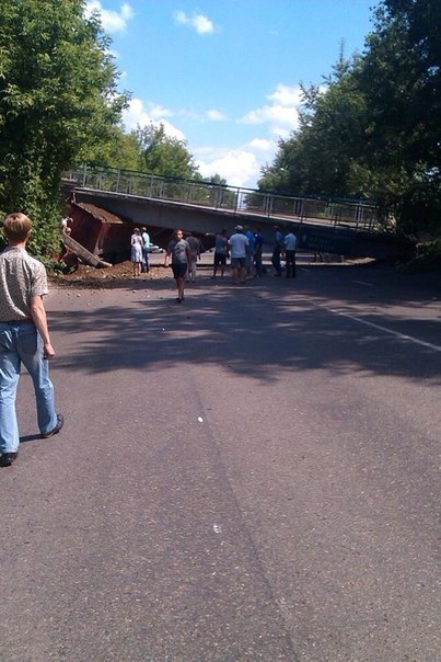 Обрушение виадука на ул. Семафорная 321