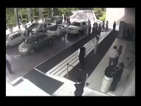 Попал пацан