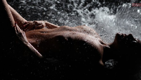 Девчули понедельника 18+