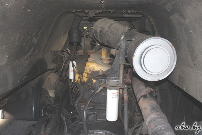 Крепкий американский тягач по цене нового "бюджетника". Мнение владельца Peterbilt 362