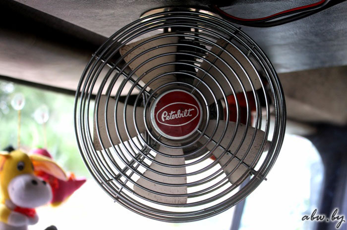 Крепкий американский тягач по цене нового "бюджетника". Мнение владельца Peterbilt 362