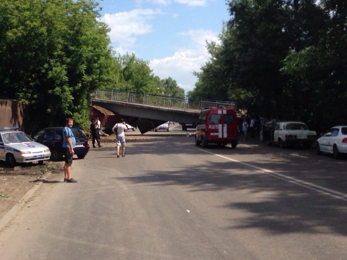 Обрушение виадука на ул. Семафорная 321