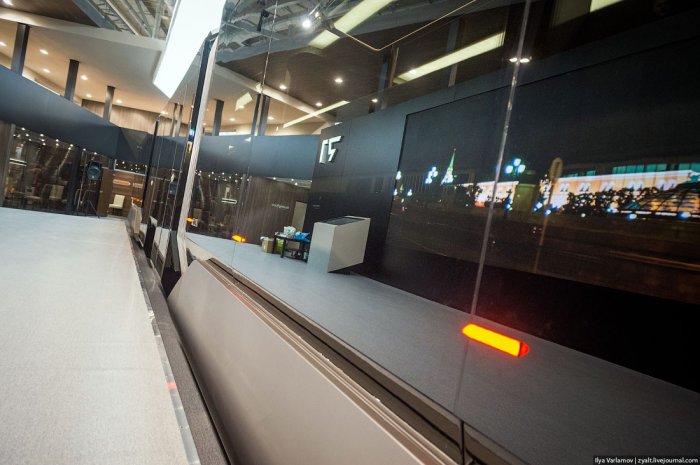 Новый русский трамвай RUSSIA ONE