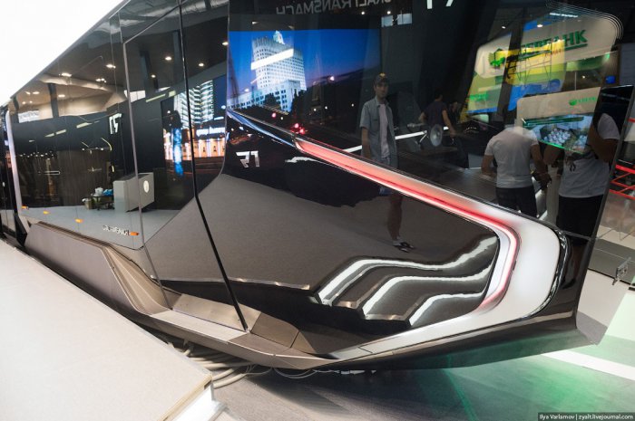 Новый русский трамвай RUSSIA ONE