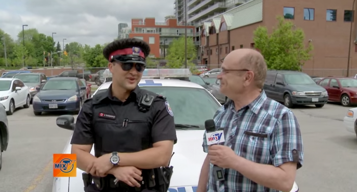 Полиция Торонто говорит по-русски-5