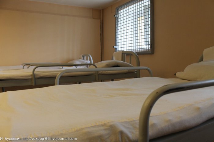 В камере женского СИЗО (29 фото)