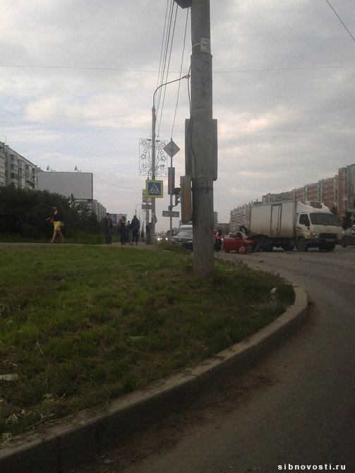 Очередная страшная авария в Красноярске снова унесла жизни двух девушек