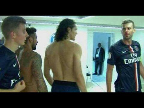 Нервишки лечить надо было!