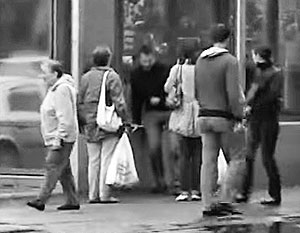 Видео о нежелании россиян помогать незнакомцам оказалось сфабрикованным