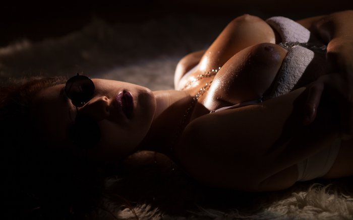 Девушки бывают разные