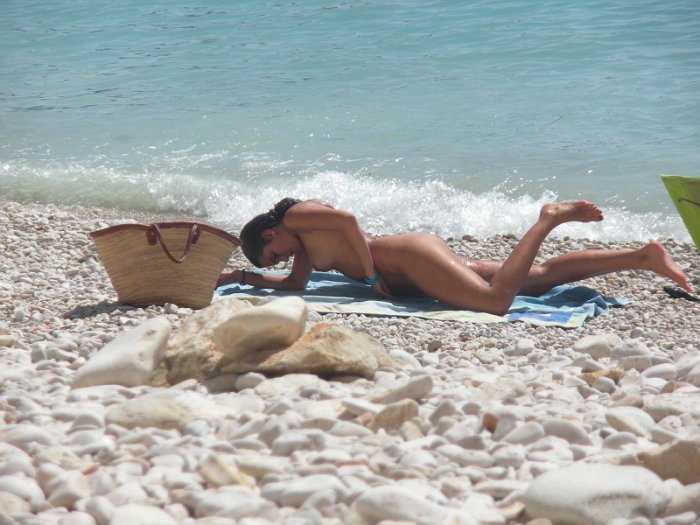 Девушки бывают разные