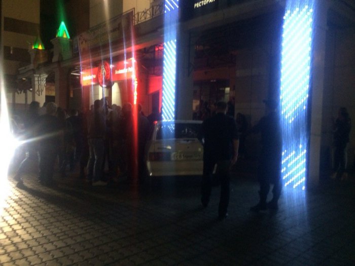 В 2 ночи ВАЗ 21014 протаранил Клуб