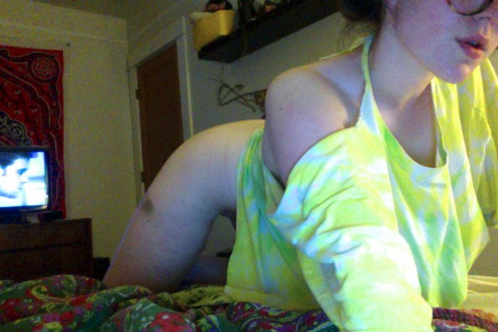 Девушки бывают разные