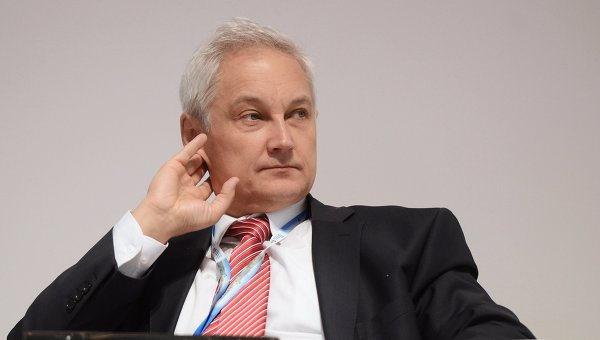 Россия в ответ на санкции ЕС может запретить импорт автомобилей и одежды Россия в ответ на санкции ЕС может запретить импорт автомобилей и одежды