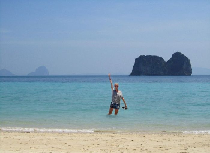 Лживая блондинка!