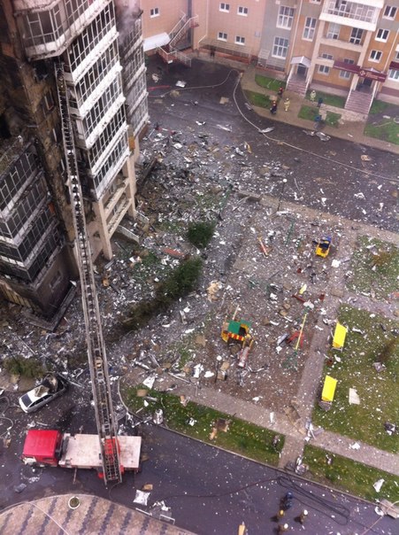 На ул. Шахтеров горит многоэтажка (17:34 - пожар локализован)