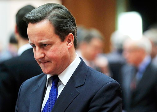 В небе над Британией засекли НЛО. Фото. Жесть. Смотреть до конца В небе над Британией засекли НЛО. Фото. Жесть. Смотреть до конца