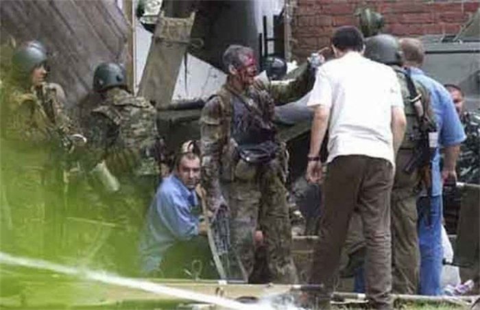 10 лет Беслану: "Русский танк"