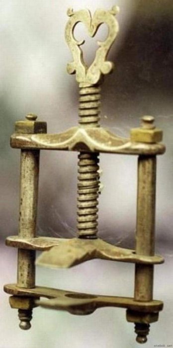 Стоматологические инструменты из прошлого