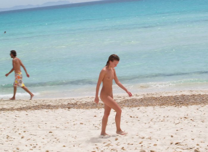 Девушки бывают разные