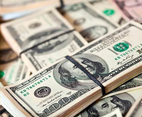 Курс доллара впервые поднялся выше 45 рублей