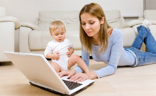 Молодые мамы смогут учиться бесплатно в вузах на подготовительных курсах