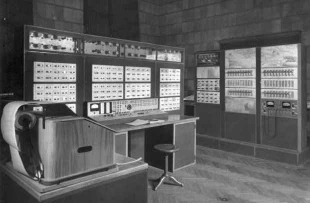 Советская ЭВМ «Сетунь»