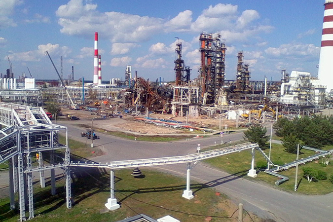 Ачинский нефтеперерабатывающий завод возобновил выпуск бензина АИ-92