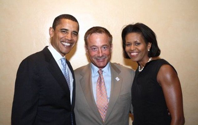 Финансист Обамы, гей-активист Терри Бин, обвинен в насильственной "содомии третьей степени"