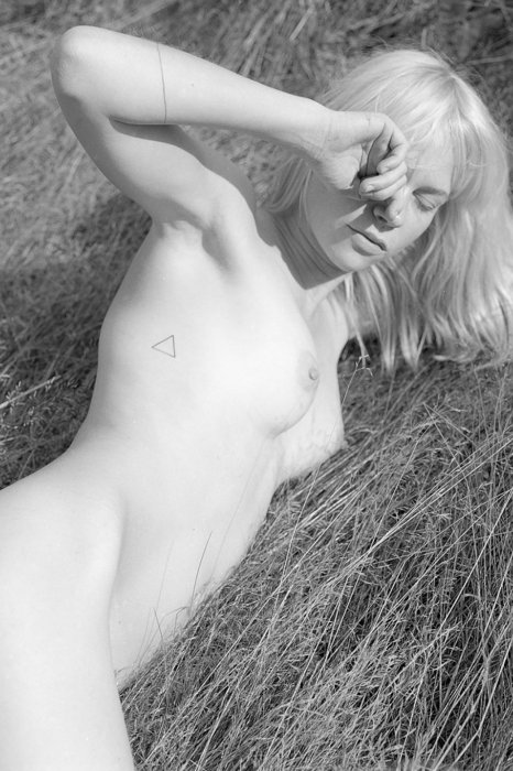 Девушки бывают разные