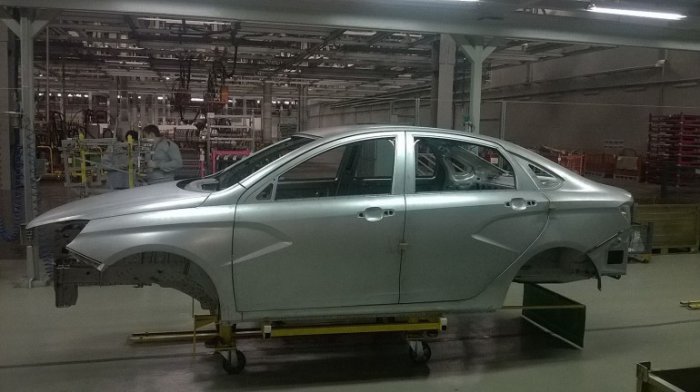 В Ижевске сварили первый кузов Lada Vesta
