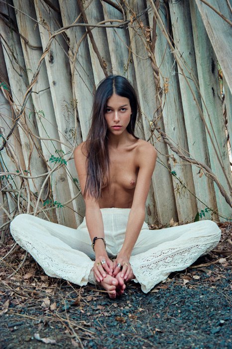 Девушки бывают разные