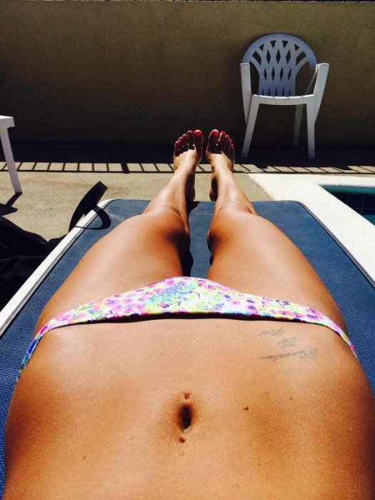 Девушки бывают разные